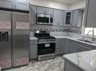 332 Teaneck Rd, Teaneck, NJ 07666