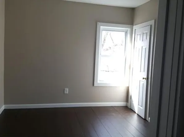 25 Market St #2, Fitchburg, MA 01420
