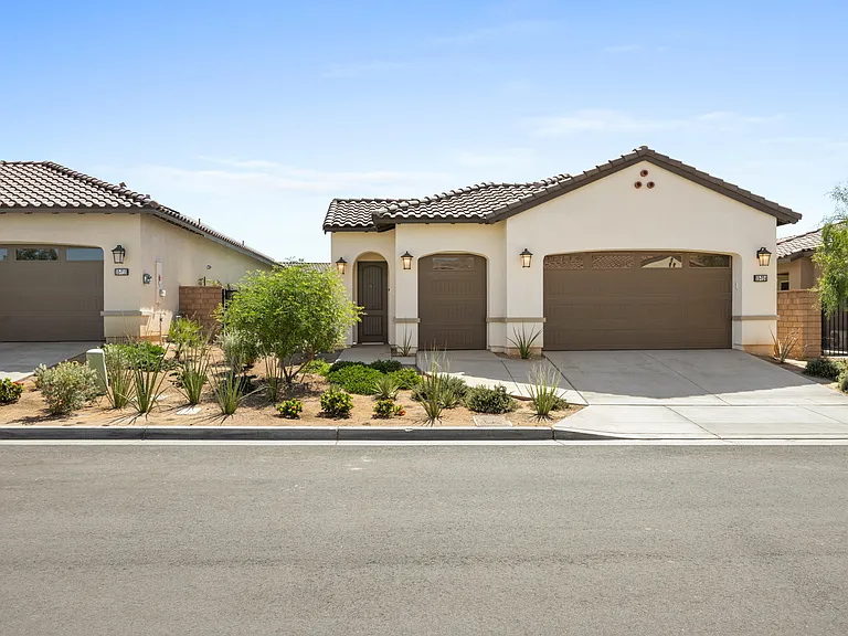 55724 Isleworth — Photo 39