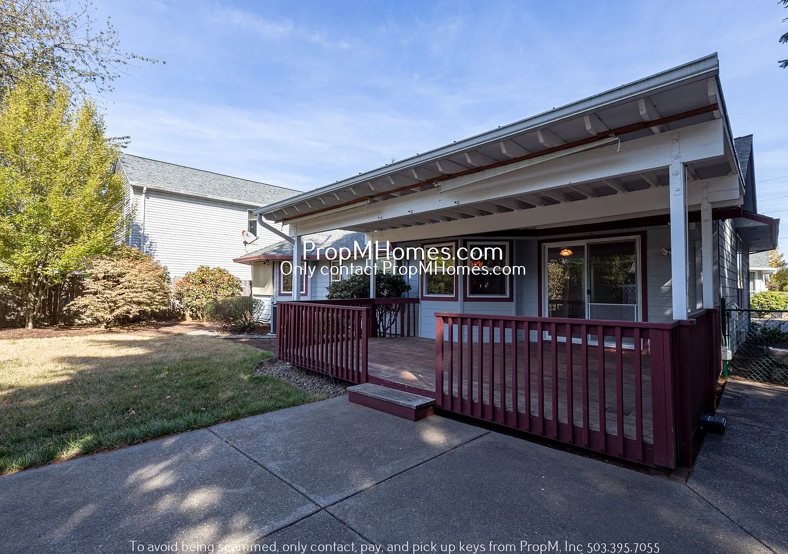 Three Bedroom Home in SE W/ Fantastic Backyard Setup! — Photo 1