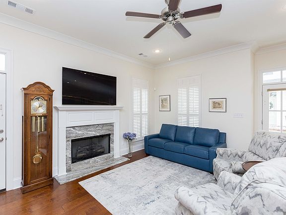 3rd image of 5118 Cheneau Ln