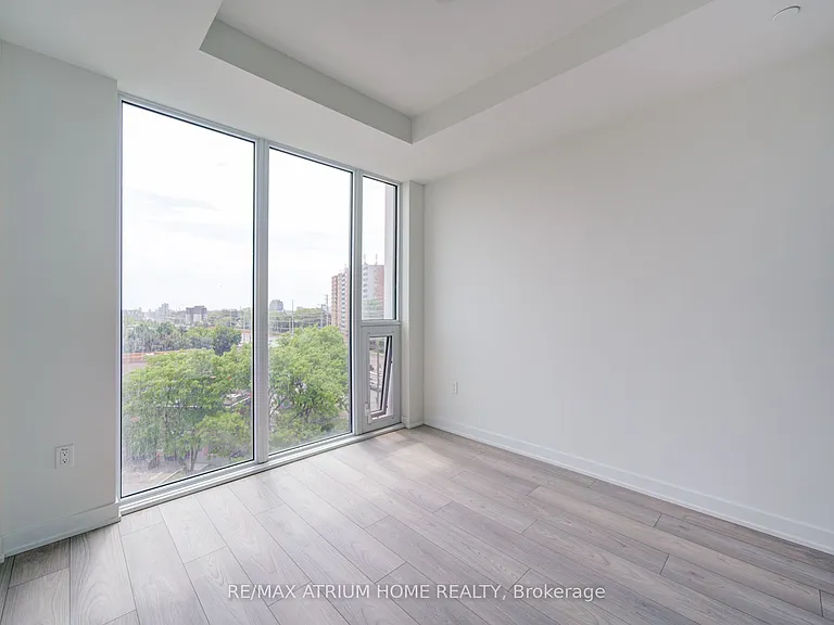 1 Fairview Rd E #621 — Photo 24