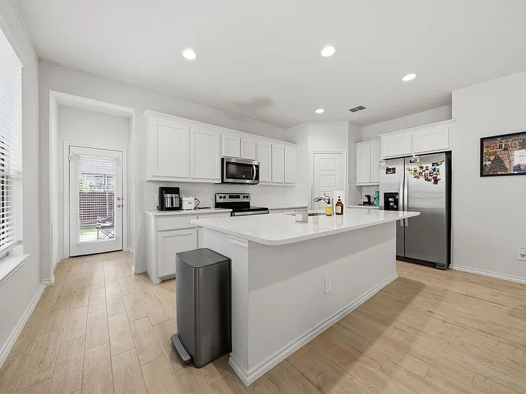 3211 Bedstraw Ln — Photo 16