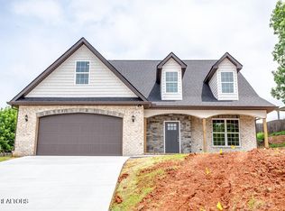 510 Tuxford Ln, Knoxville, TN 37912