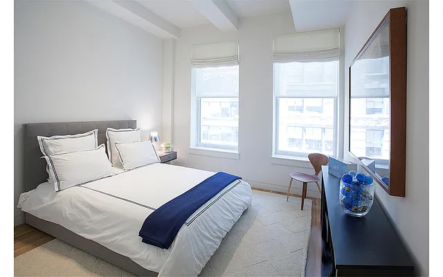 Sold by Douglas Elliman | media 18