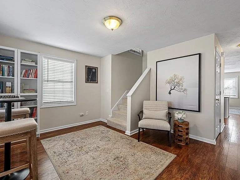 18 Angela Rose Ln — Photo 3