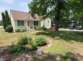 214 Bradford Rd, Westerly, RI 02891