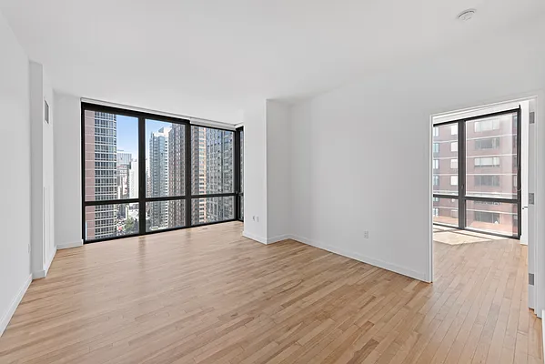 Sold by Compass | media 7