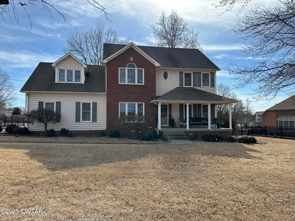 1413 Yellow Twig Ln, Dyersburg, TN 38024