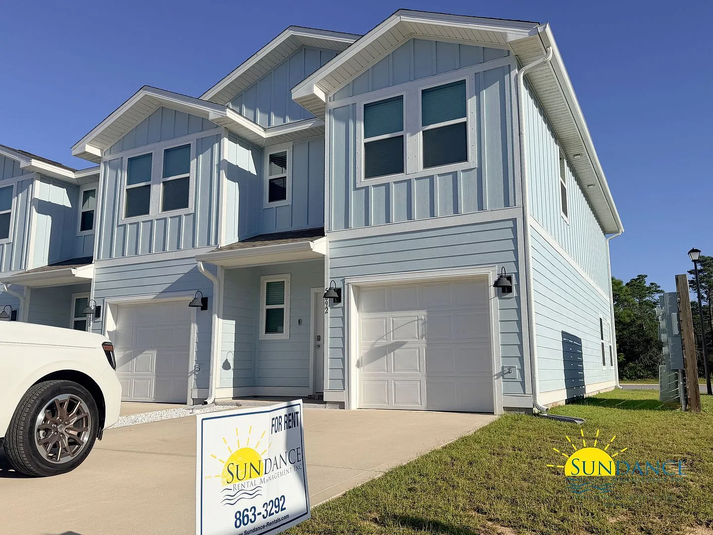 Charming 3-Bedroom Townhome in Gulf Breeze! — Photo 1