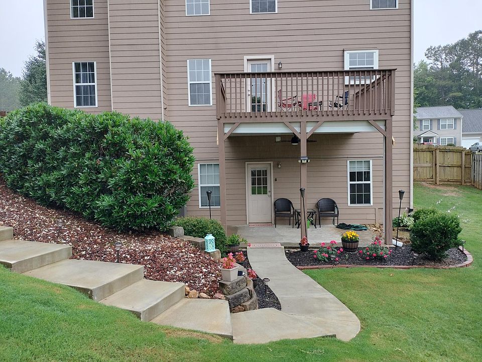 1st image of 252 Woodcreek Way