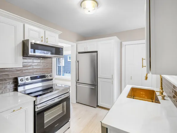 737 & 739 Falls Ave #739, Cuyahoga Falls, OH 44221