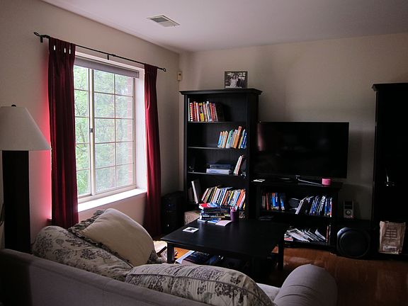 4th image of 2751 Pennsylvania Ave #B206