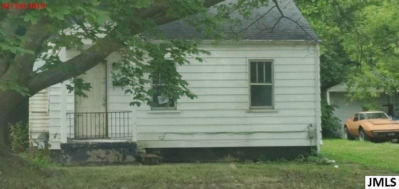 1st image of 3411 Brownell Blvd
