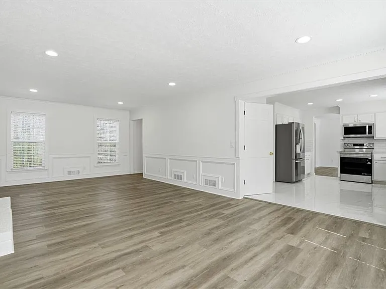 313 Summit Ridge Dr — Photo 6
