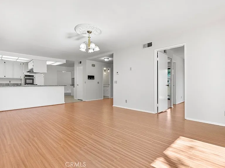 1321 Greenbriar Rd — Photo 22