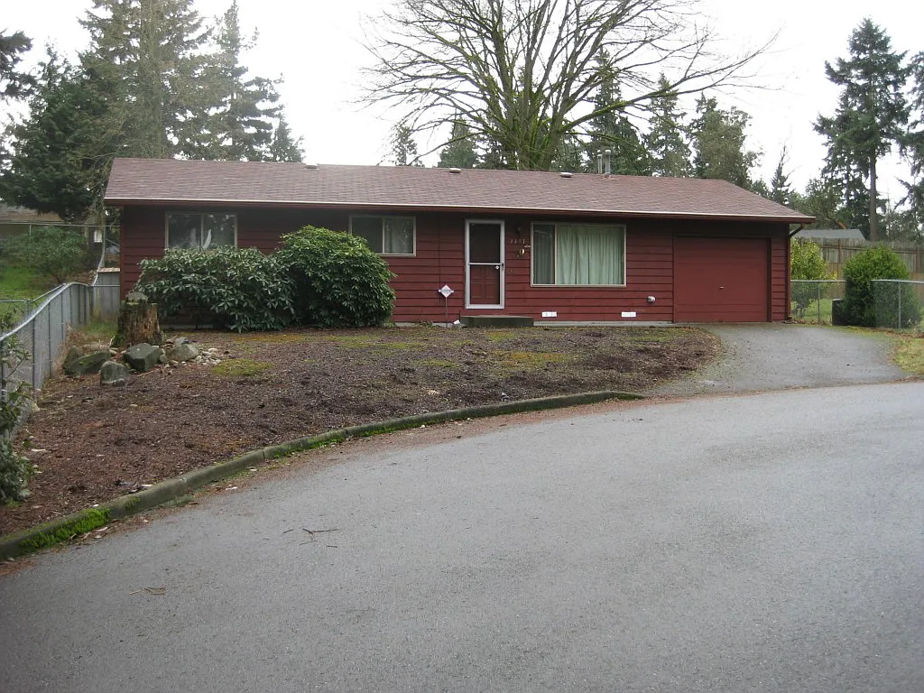 3351 S 290th St photo 1