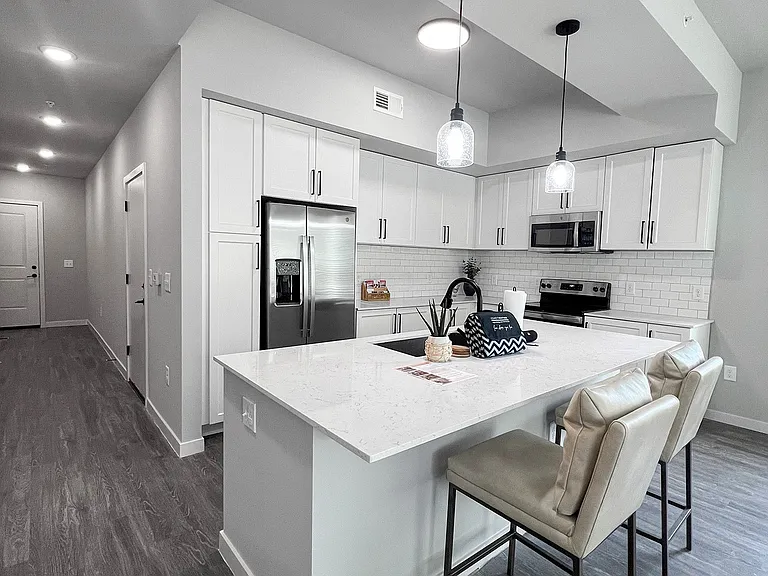 Legacy Heritage Apartments — Photo 44