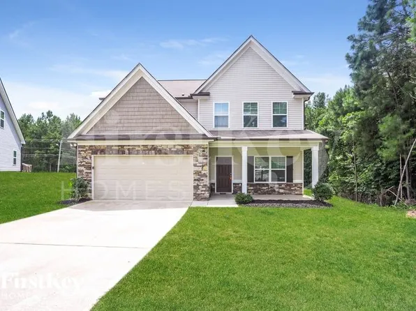 59 Hill Top Cir, Grantville, GA 30220