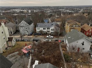 15 Tecumseh St, Providence, RI 02906