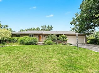 2348 Pine Lake Rd, West Bloomfield, MI 48324