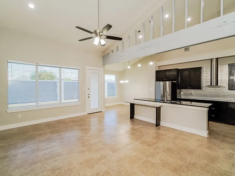 3906 Bogie Way — Photo 7