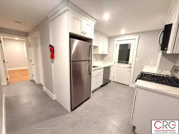 43 N Emerson St Floor 1, Wakefield, MA 01880