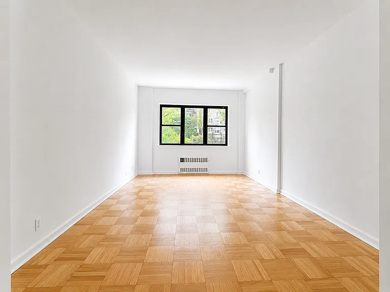 735 Kappock St #1D — Photo 1