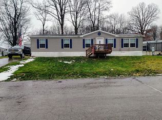 598 Primrose Ln, Slippery Rock, PA 16057