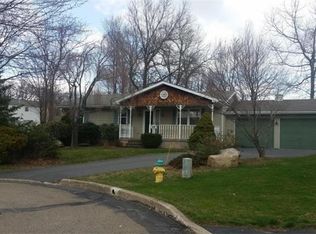 12 Saint Matthews Dr, Hazle Township, PA 18202