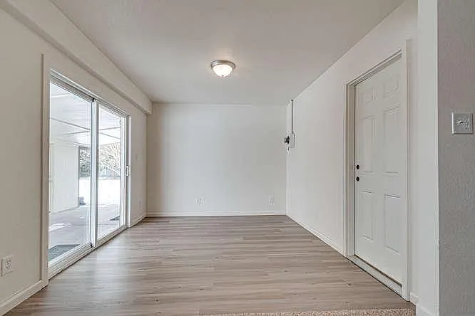 16907 W 11th Ave — Photo 6