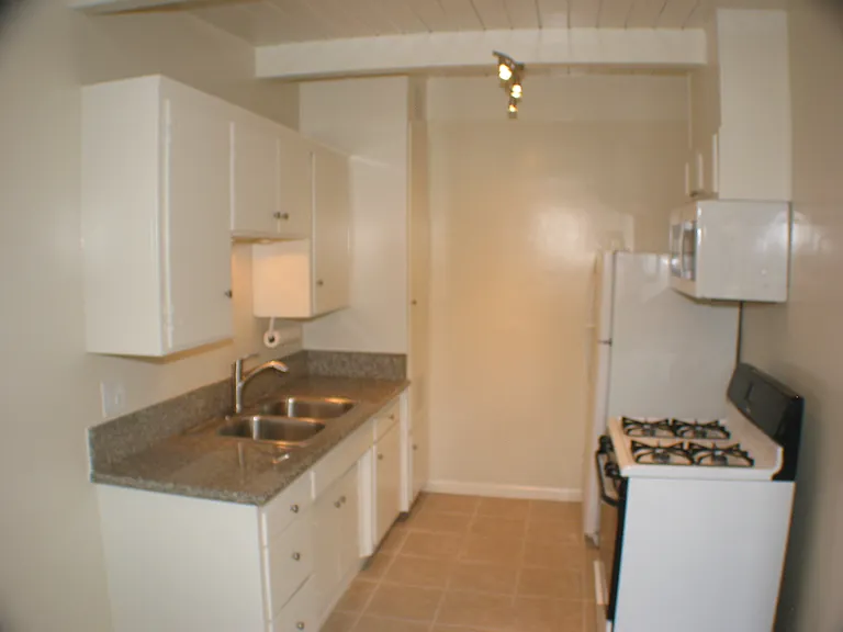 3583 N E St #2 — Photo 5