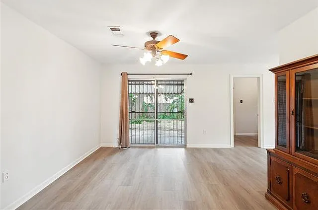 3 bed, 2.0 bath, 1551 sqft, $2,000 — Photo 3