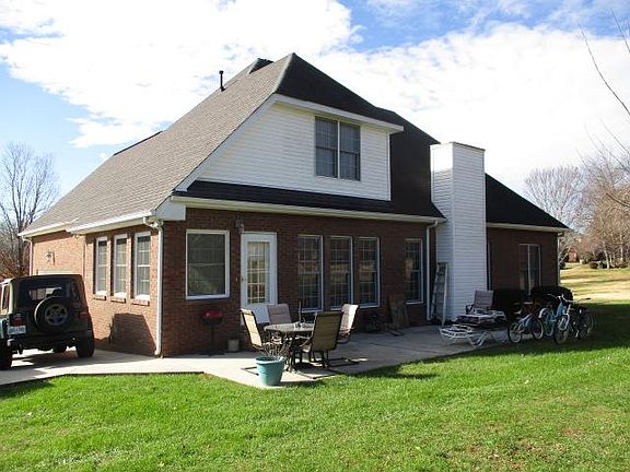 5th image of Deerfield Ln