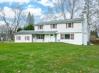 454 Stone Rd, Pittsford, NY 14534