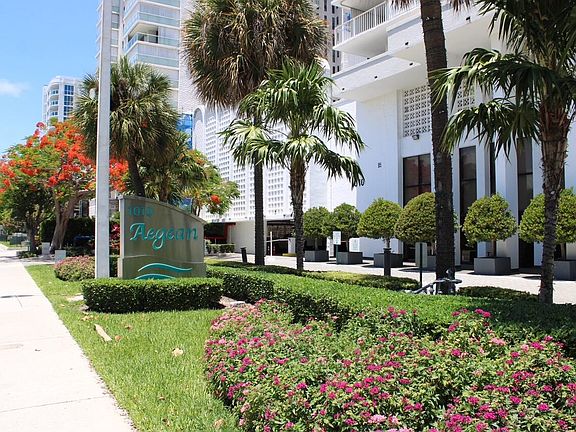 2nd image of 1010 S Ocean Boulevard #1214