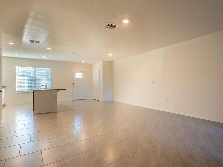 13453 Sagestone Dr — Photo 5