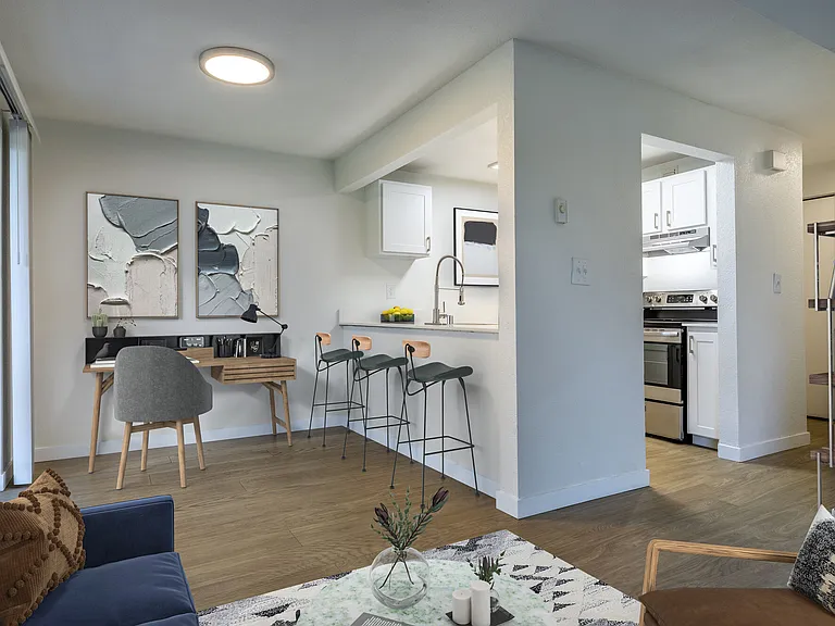 Lodge at Madrona Ridge — Photo 10