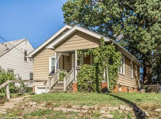 2632 Maple St, Des Moines, IA 50317