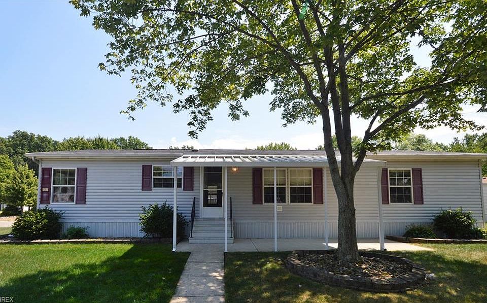 1st image of 23 Carousel Ln #23