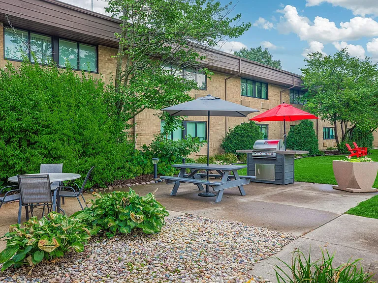 Vivo Living Madison — Photo 18