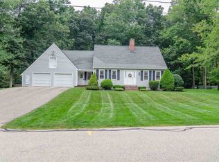 12 Stonewall Ter, Atkinson, NH 03811