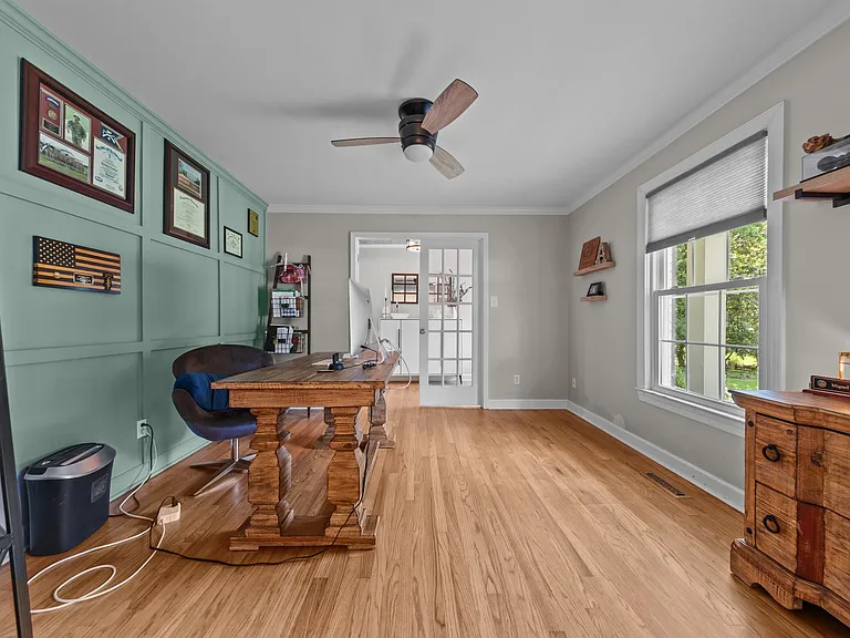 201 Selkirk Trl — Photo 6