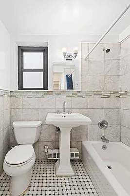 Rented by Douglas Elliman | media 14