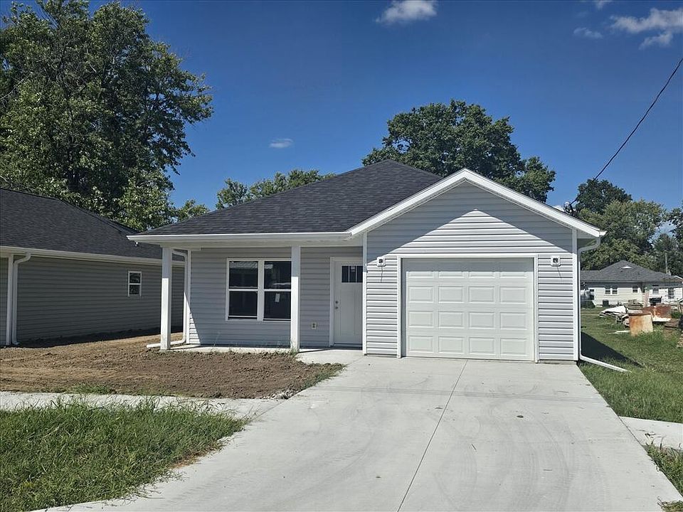 1st image of 407 Wisdom St