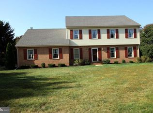 14 Bennington Cir, Lititz, PA 17543