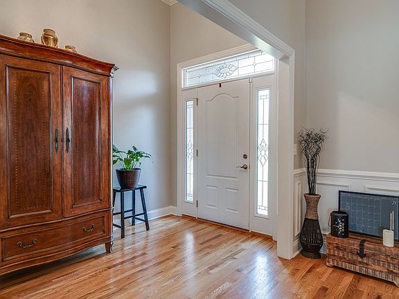 5th image of 2520 Pebble Creek Ln