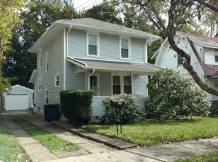 919 Rowe St, Akron, OH 44306