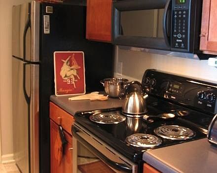 2nd image of 745 Walker Sq APT 4D