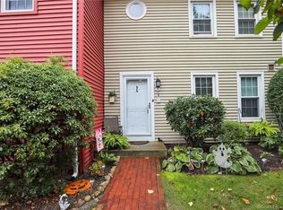 1 E Hayestown Rd UNIT 71, Danbury, CT 06811